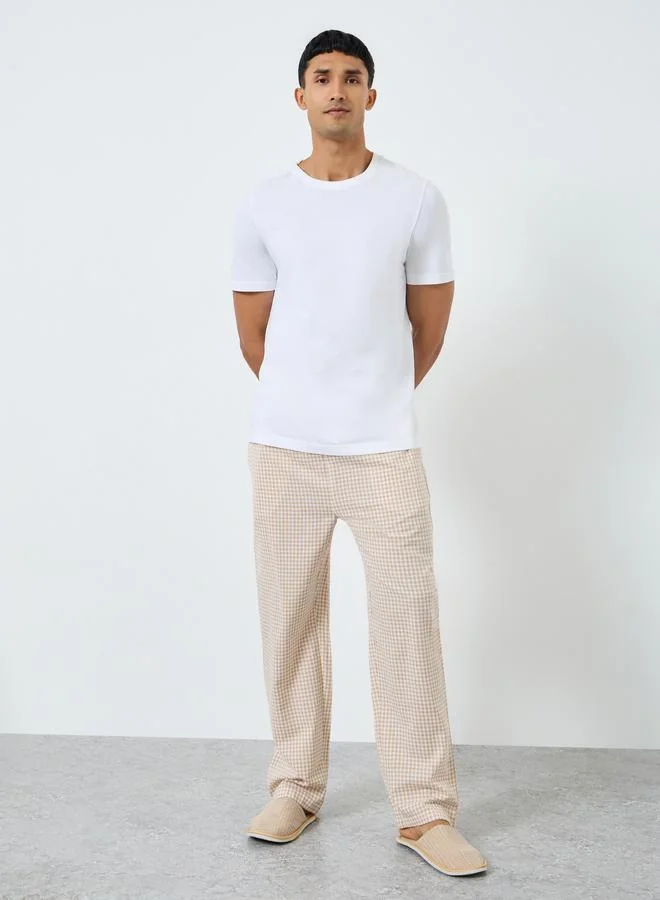 ستايلي بنطال بيجاما كاروهات بقصة مريحة